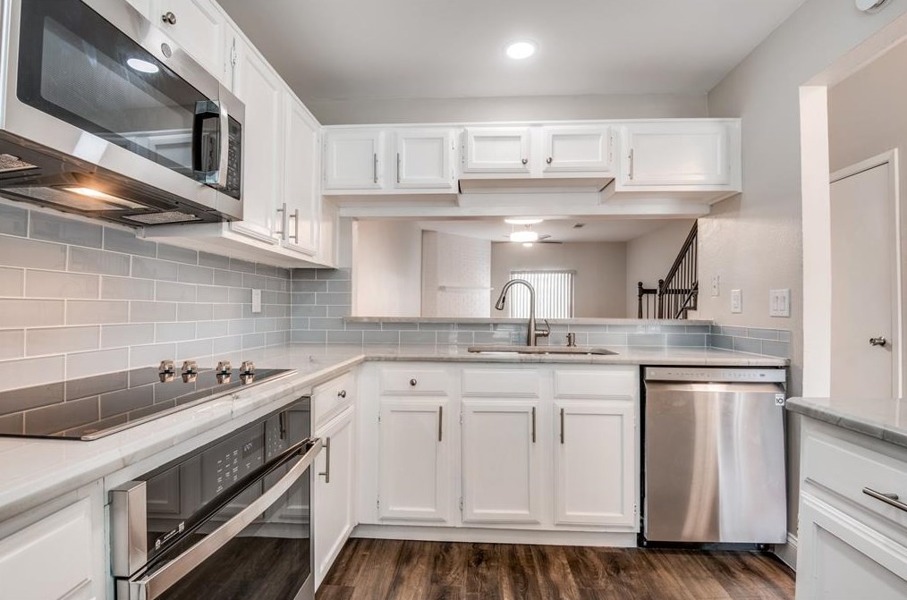 202 Samuel Blvd #2, Coppell, TX 75019