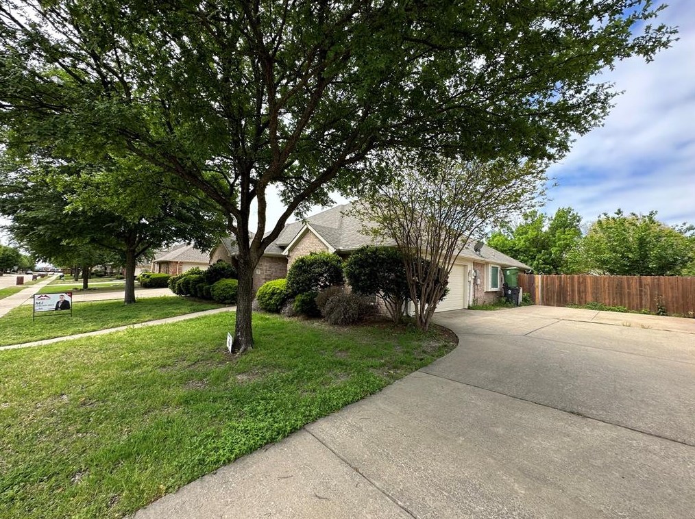 320 Cave River Dr, Plano, TX 75094