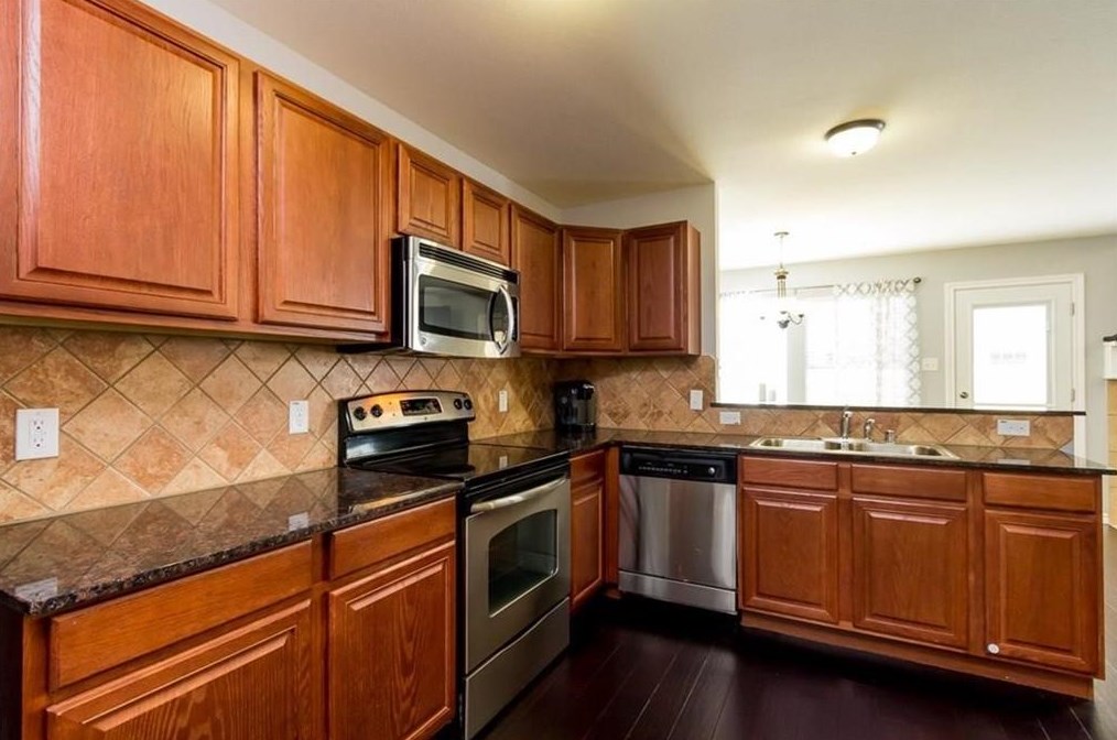 12608 Bay Ave, Euless, TX 76040