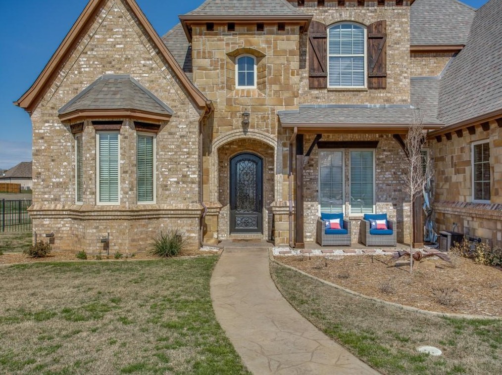 116 Highgate Ct, Boyd, TX 76023