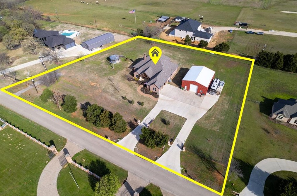 2840 Rockhill Rd, Aubrey, TX 76227