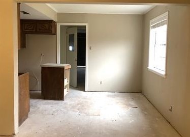 921 S Valentine Dr, Sherman, TX 75090