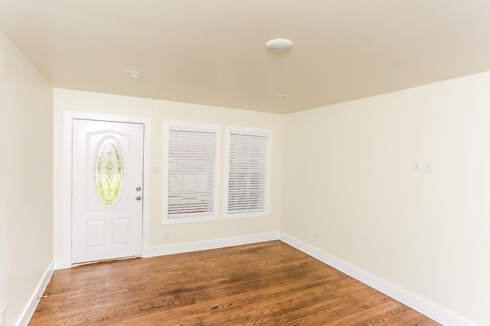 1811 Canelo Dr, Dallas, TX 75232