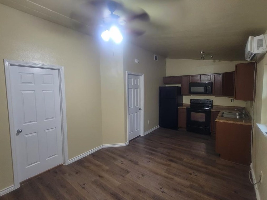 358 Brighton Oaks Dr, Boyd, TX 76023