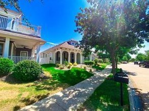 1009 Caudle Ln, Aubrey, TX 76227