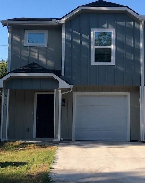 907 W Collins St, Denison, TX 75020