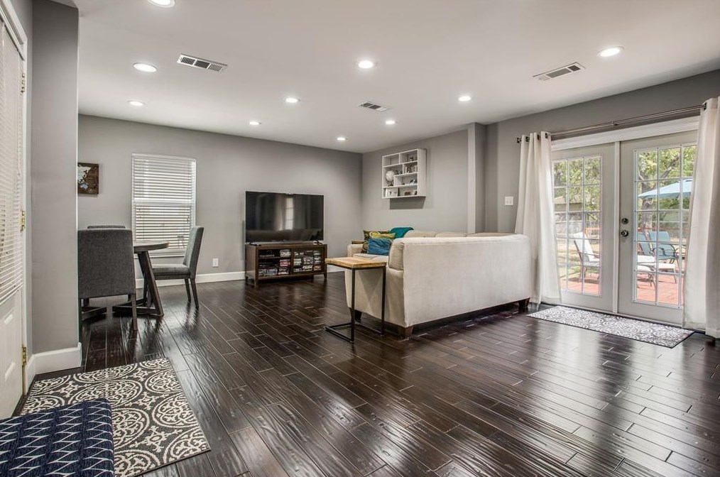 4002 Curzon Ave, Fort Worth TX  76107-5508 exterior