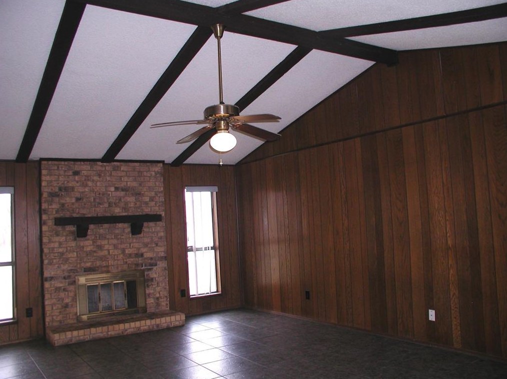 2934 Big Ben Ln, Garland, TX 75044