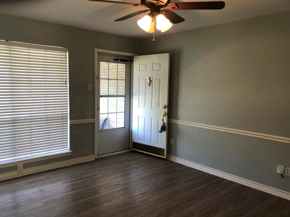 3620 Flamingo Way, Mesquite, TX 75150