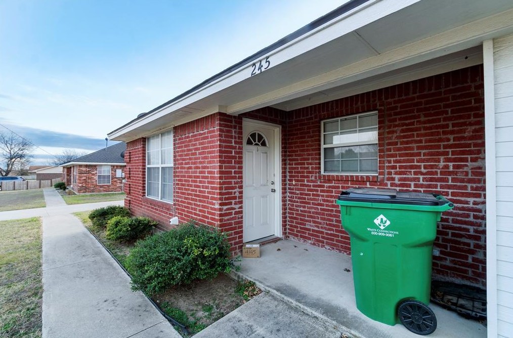 245 Oak Ct #247, Rhome, TX 76078