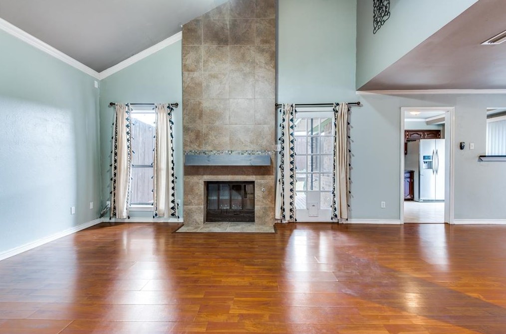 2108 Avignon Dr, Carrollton, TX 75007