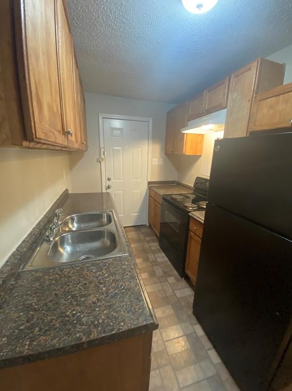 2223 Houston St, Grand Prairie TX  75050-5051 exterior