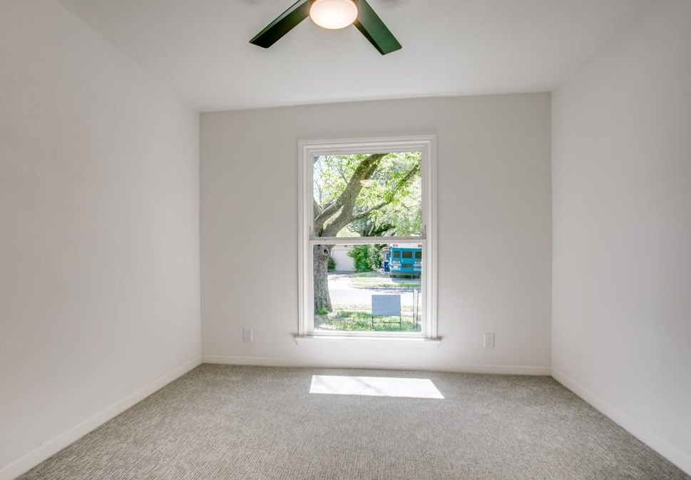 2321 San Marcus Ave, Dallas TX 75228-3154 exterior