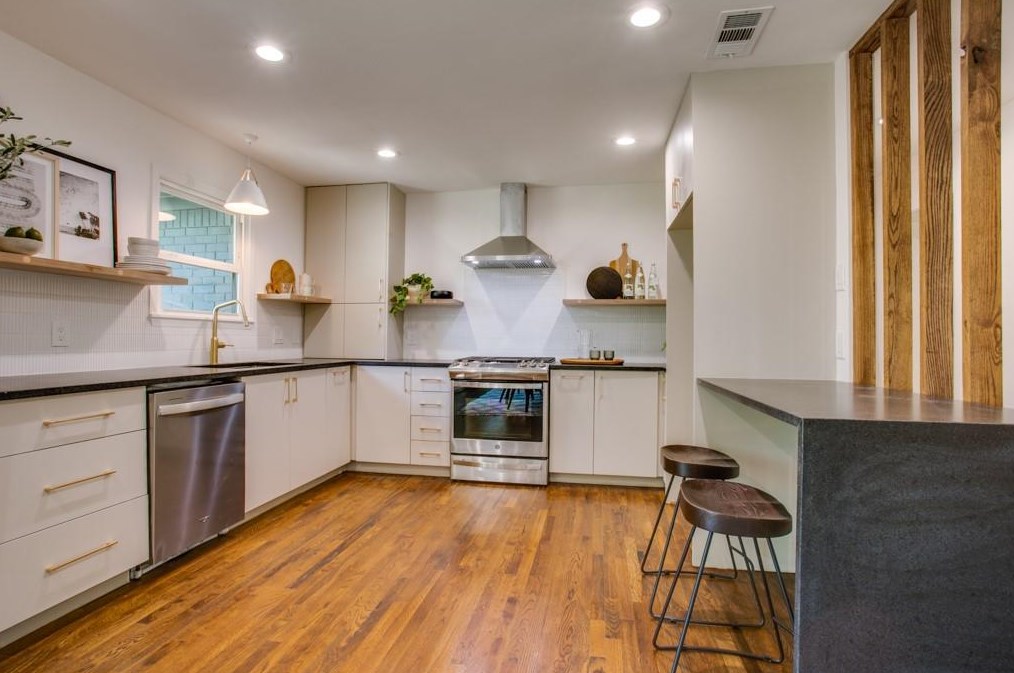 2321 San Marcus Ave, Dallas TX 75228-3154 exterior