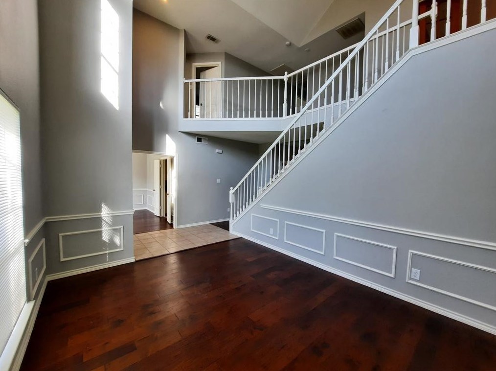 517 Copeland Dr, Cedar Hill, TX 75104