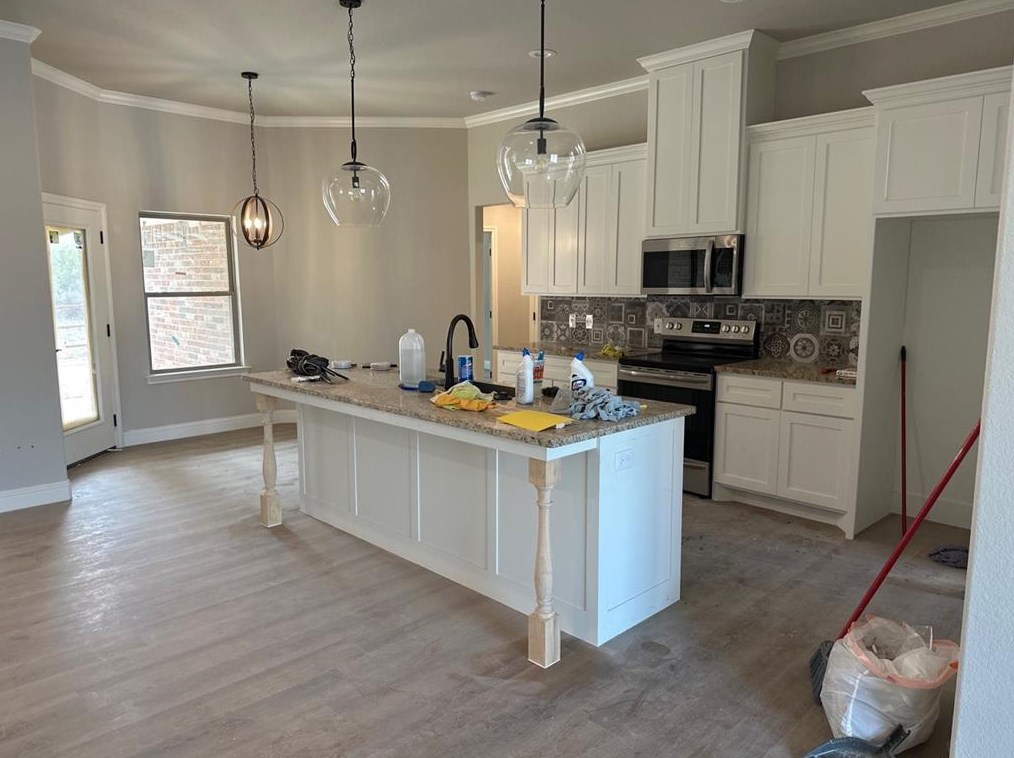 1668 Whiterock, Weatherford, TX 76086