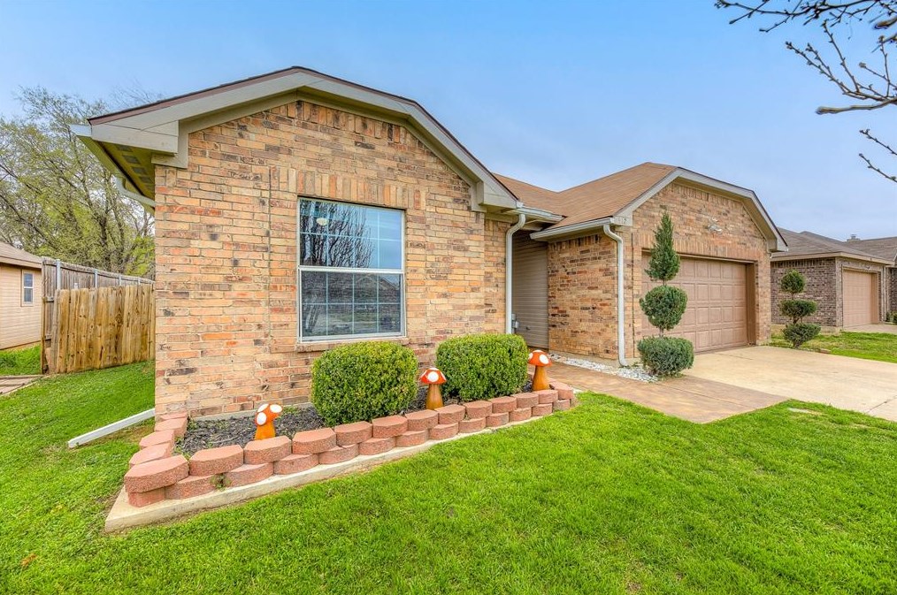 912 Barbara St, Denton, TX 76209