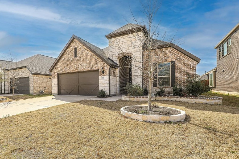 2814 Willow Ln, McKinney, TX 75454