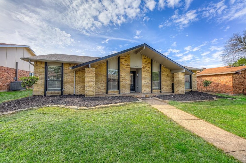 700 Hardwood Trl, Mesquite, TX 75150