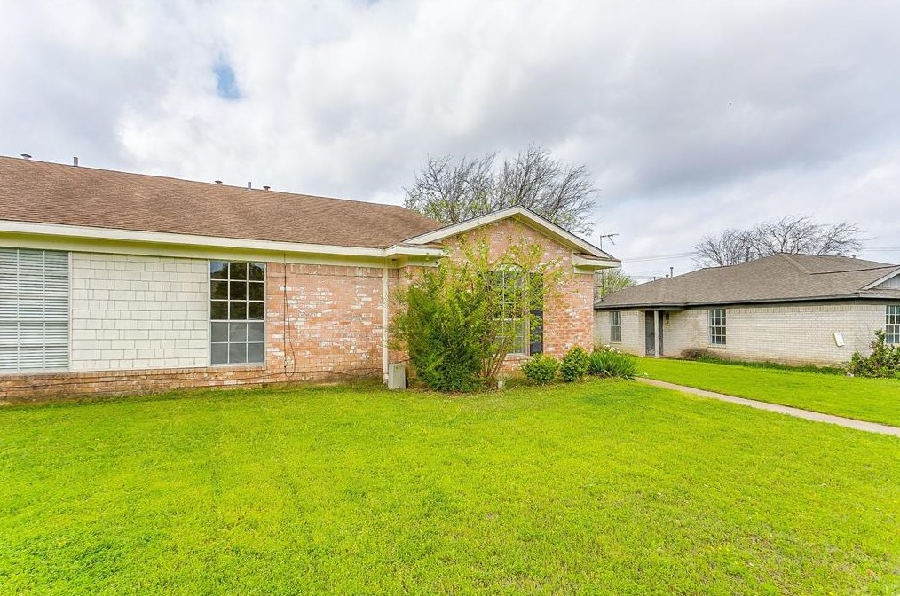 4321 Segura Ct N, Fort Worth, TX 76132