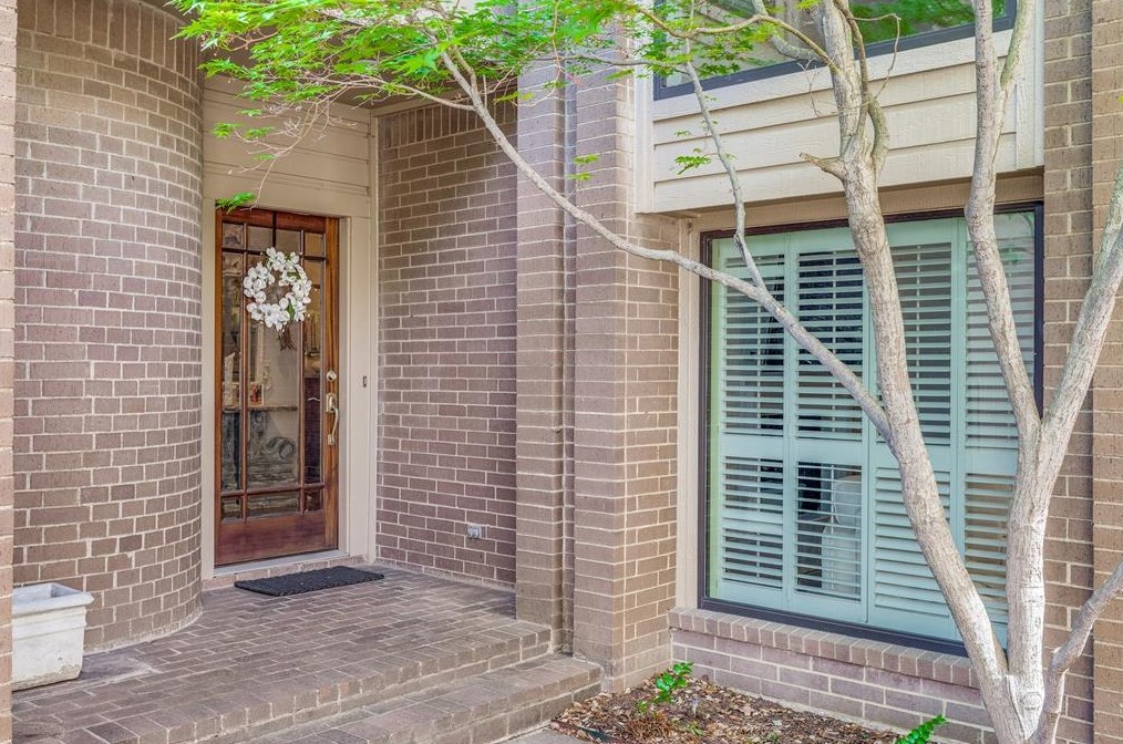 5128 Westgrove Dr, Dallas, TX 75248-6045