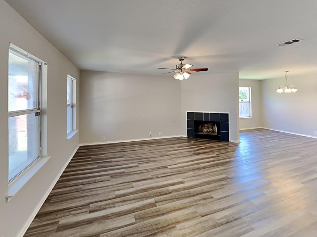 8433 Ranch Hand Trl, Fort Worth, TX 76131