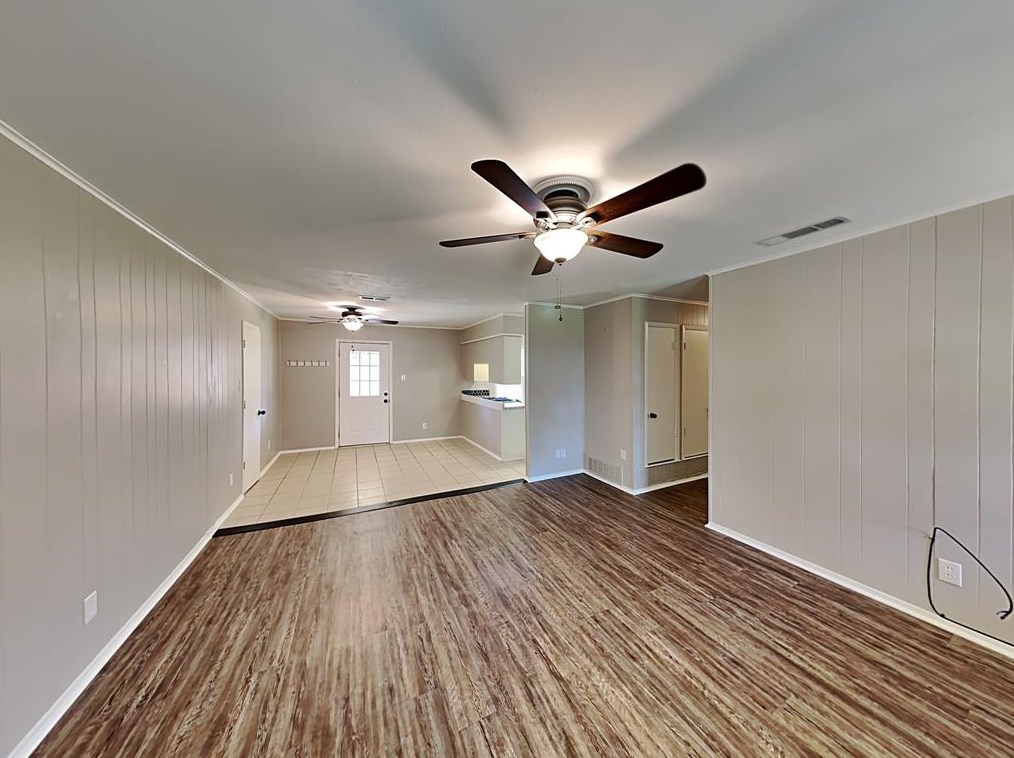 502 S Magnolia St, Aubrey, TX 76227