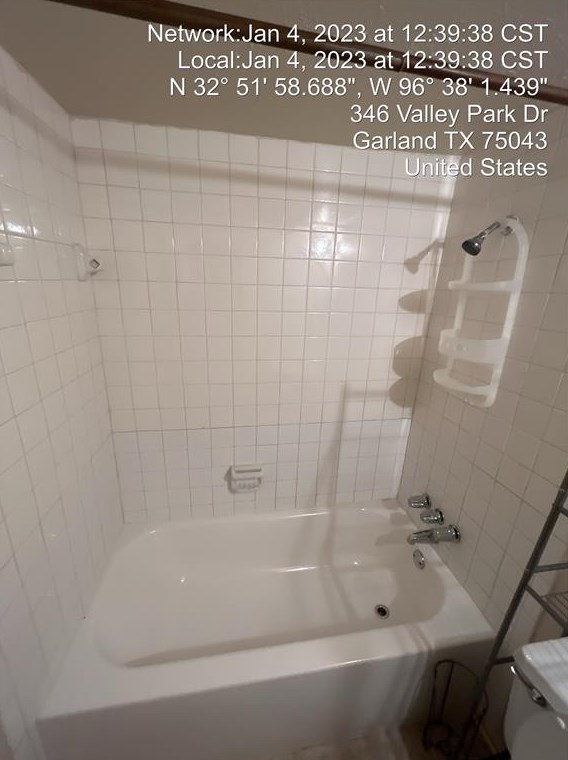 346 Valley Park Dr, Garland, TX 75043