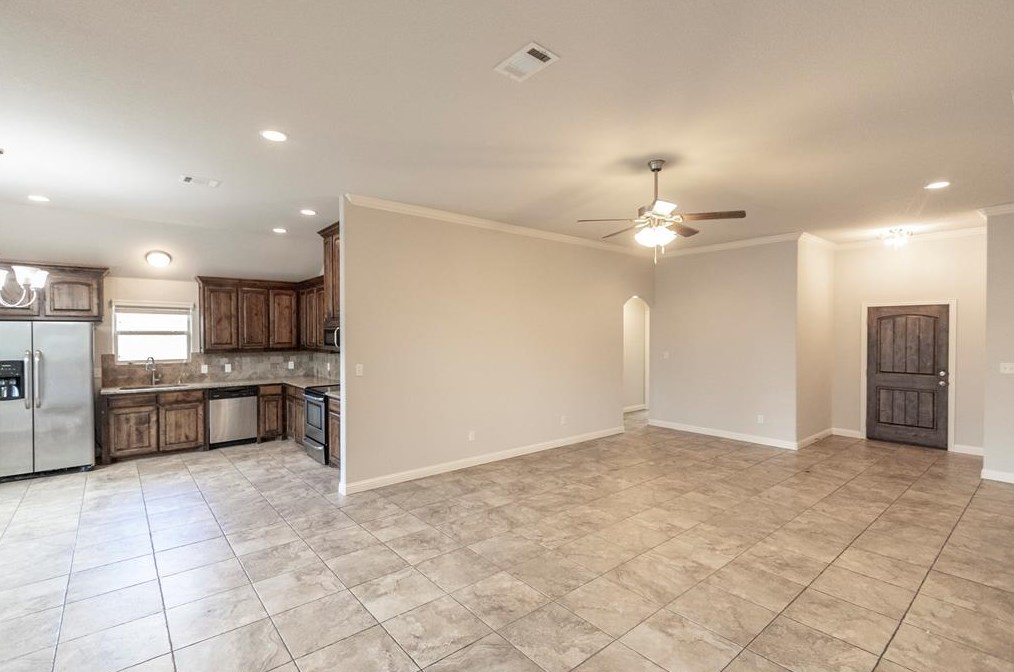 729 Smyth St, Aledo, TX 76008
