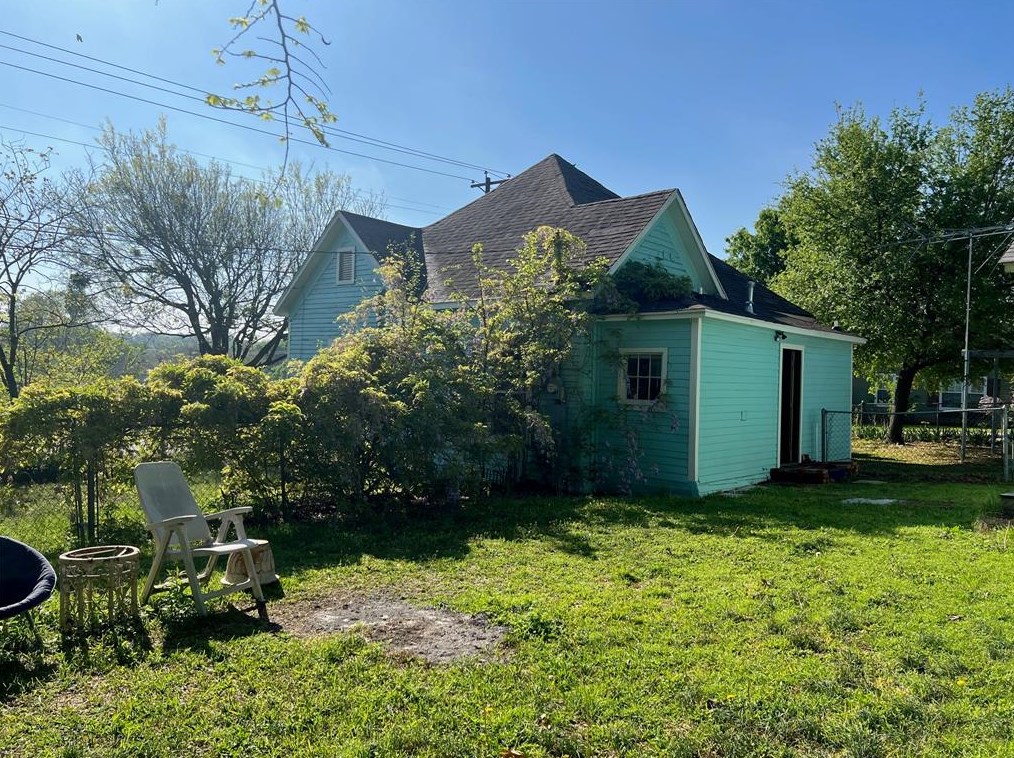 408 S College St, McKinney, TX 75069
