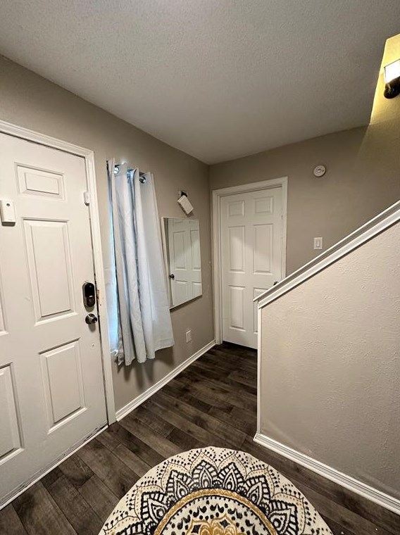 8750 Park Ln, Dallas TX  75231-1219 exterior