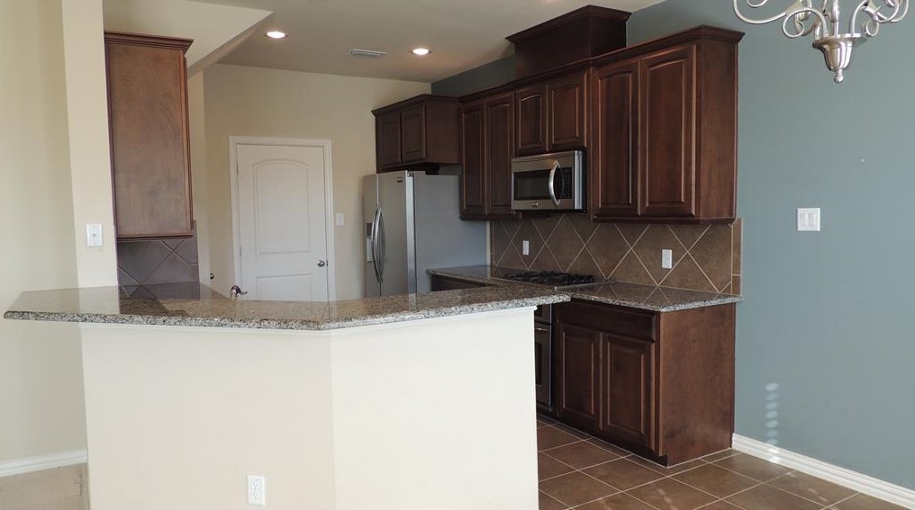 4676 Perthshire Ct, Plano TX  75024-7760 exterior