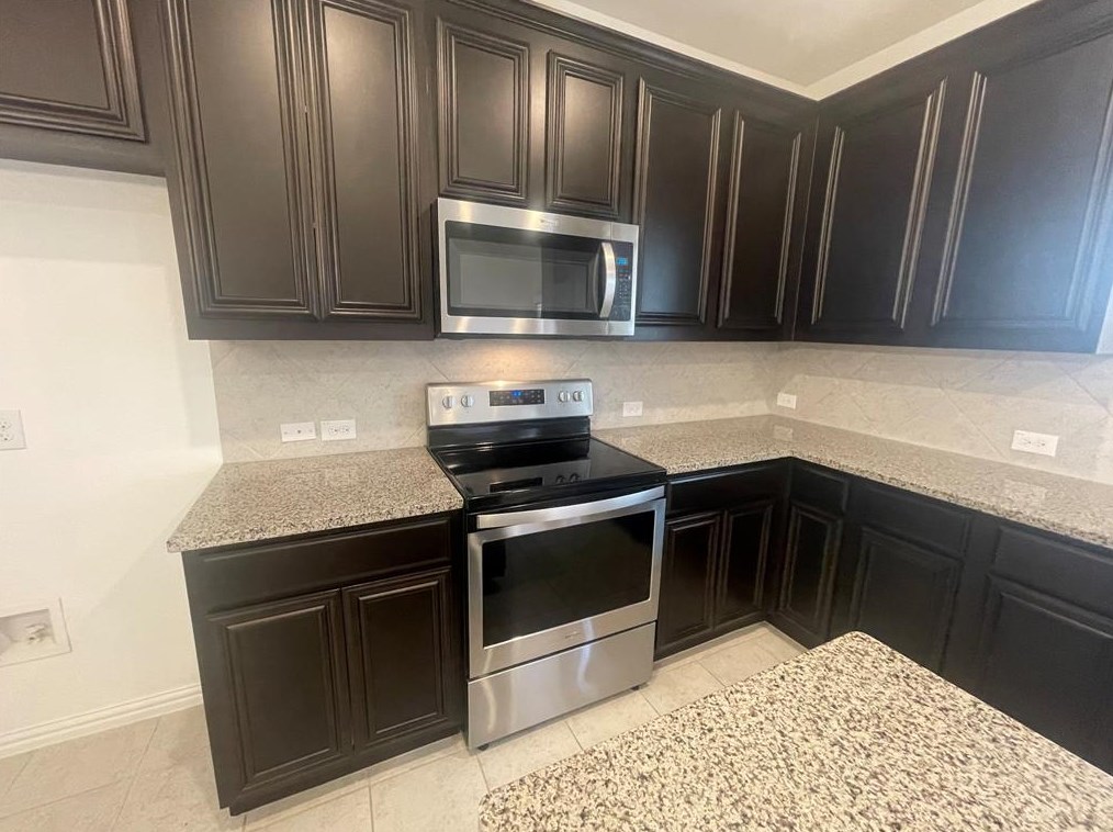 1389 Bonanza Ln, Lewisville, TX 75077