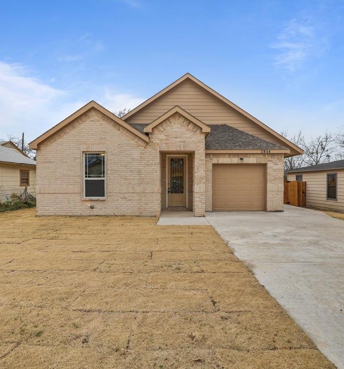 1814 Langford St, Greenville, TX 75401