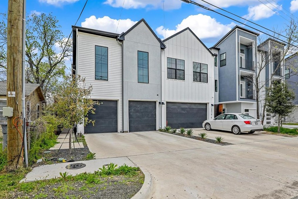 2413 Crossman Ave, Dallas, TX 75212