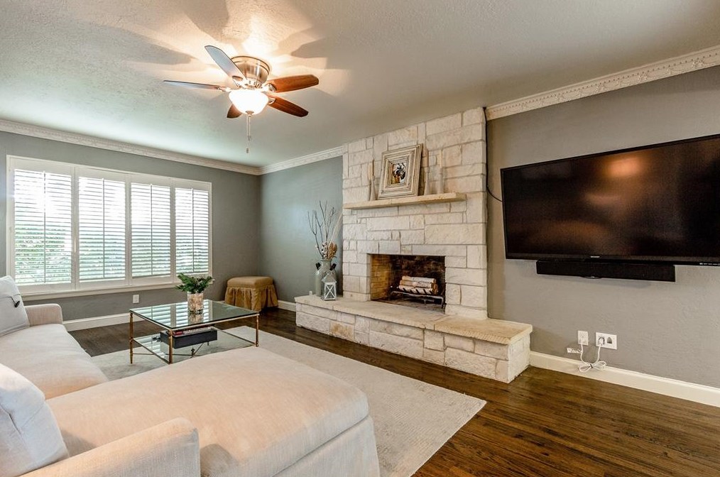 6823 Walnut Hill Ln, Dallas TX  75230-5324 exterior