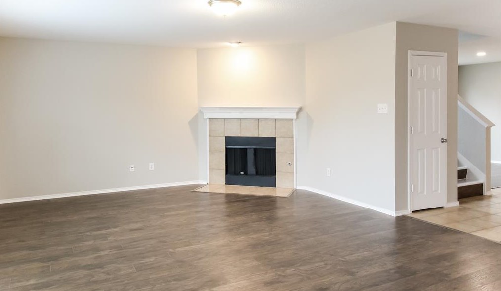 1513 Kittyhawk Dr, Oak Point, TX 75068
