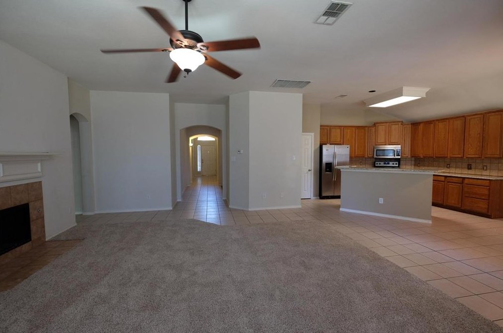 3303 Warwick Ct, St Paul, TX 75098
