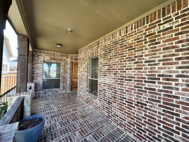 1182 Michener Way, Irving, TX 75063