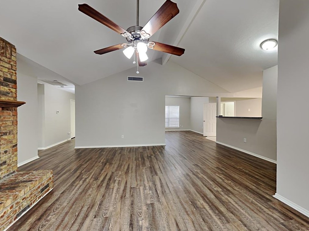 3521 Kirby Creek Dr, Grand Prairie, TX 75052