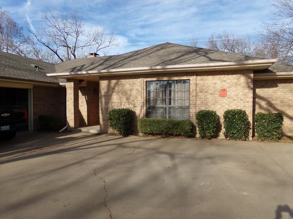 5220 Wedgefield Rd, Granbury, TX 76049