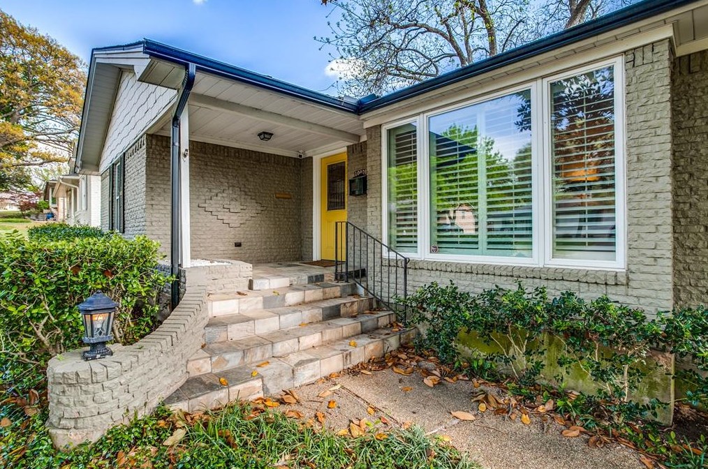 10028 Linkwood Dr, Dallas TX  75238-3439 exterior