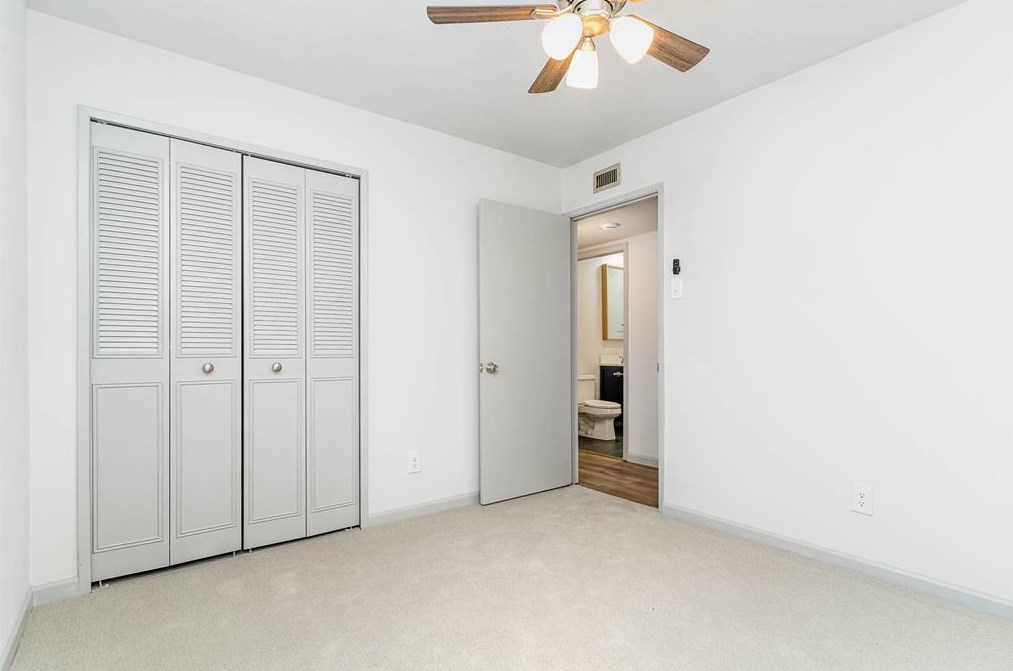 3130 Barton Rd, Carrollton TX 75007-3501 exterior