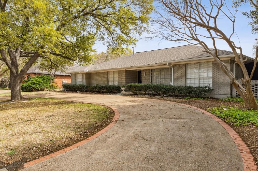 7118 Meadow Rd, Dallas, TX 75230-5448