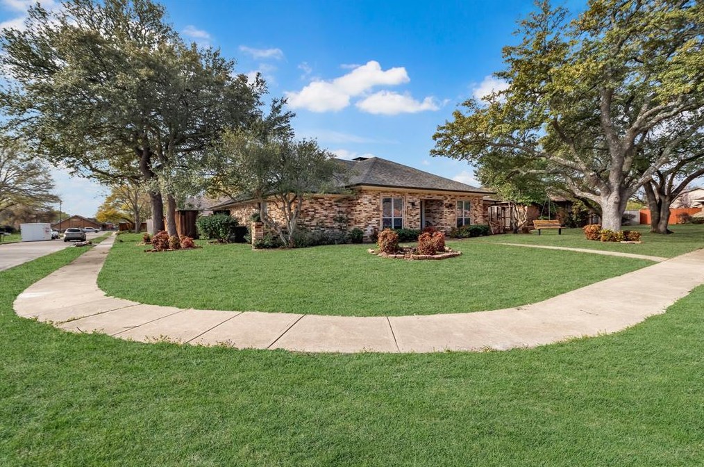1308 Buckingham Pl, Richardson, TX 75081