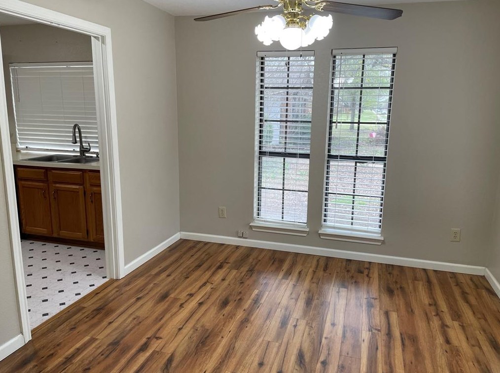 1402 Sheppard Ln, St Paul, TX 75098