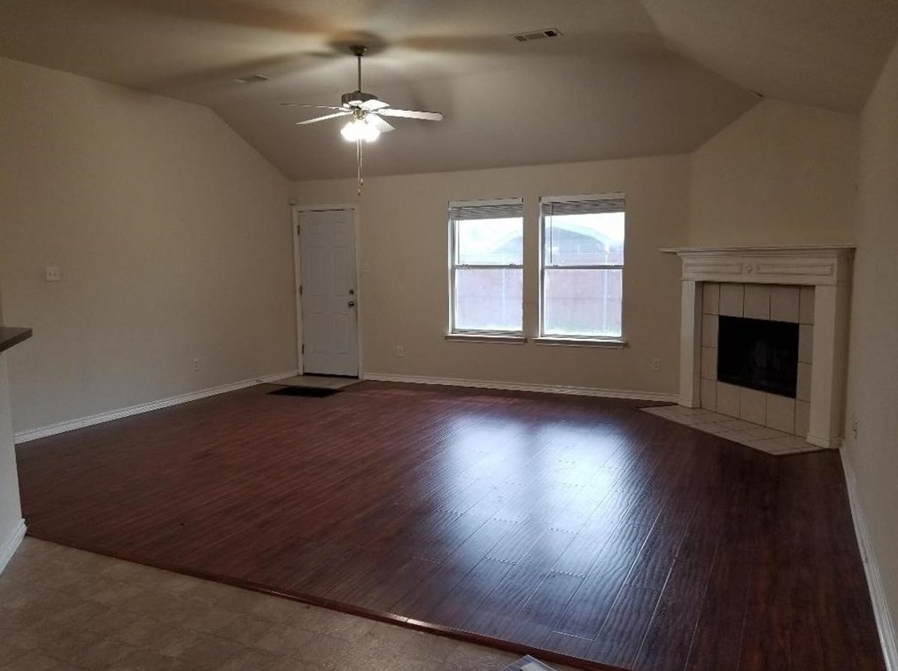 4704 Fox Meadows Ln, Midlothian, TX 76063