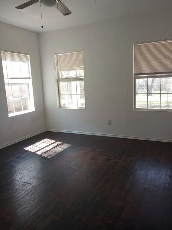 214 S Mockingbird Ln, Keene, TX 76059