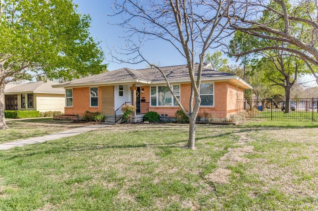 6404 Glennox Ln, Dallas, TX 75214