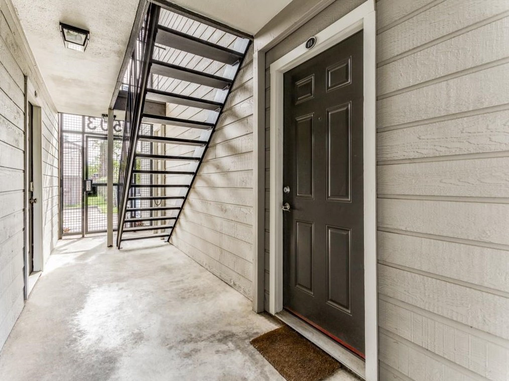 1503 N Garrett Ave #111, Dallas, TX 75206